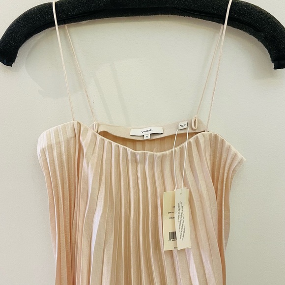 NWT Vince Pleated Camisole in Pale Blush, XS - Picture 7 of 10